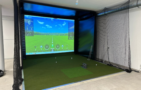 SkyTrak Plus Golfsimulator