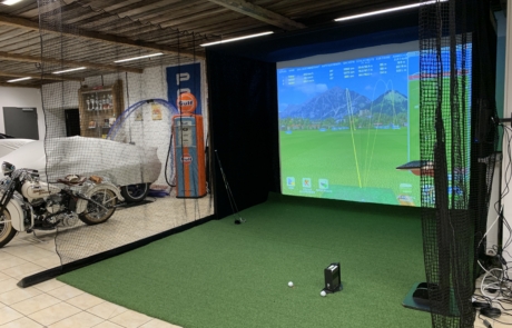 Golfsimulator von Arcadia mit SkyTrak